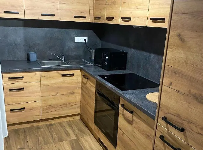 Tri Grose 1 Alpehytte